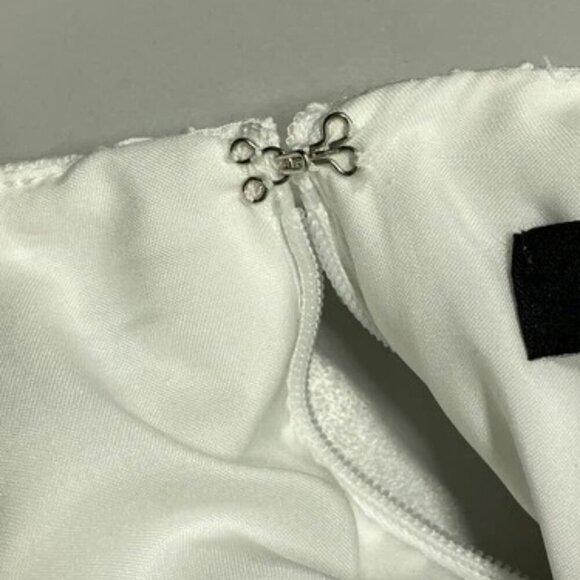 NEW EXPRESS  Dress White Size XS Bridal Lace Puff Sleeve Mini V-Neck Zipper - Picture 3 of 12